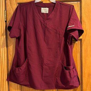 Sketchers Womens scrub top